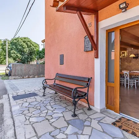 2 Bedroom Awesome In